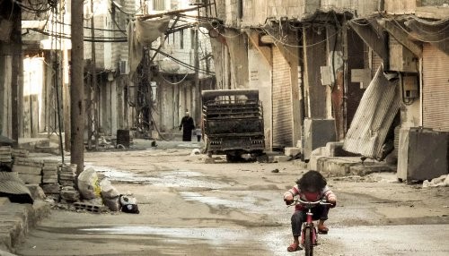 Caníbales, terroristas químicos, mercenarios mediáticos y otros horrores de la guerra siria