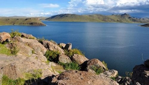 Comenzó la recuperación del Lago Titicaca
