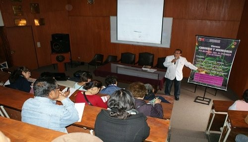 Se dictará curso para cuidadores y familiares de personas con Alzheimer