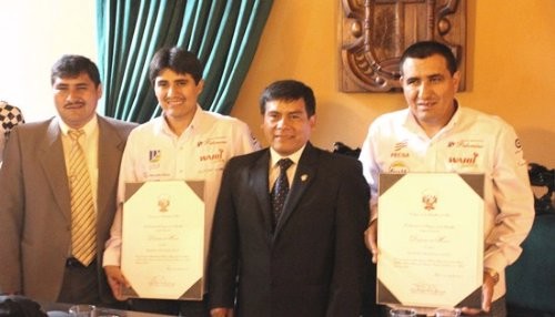 Congreso condecoró a ganadores de Caminos del Inca Congreso condecoró a ganadores de Caminos del Inca