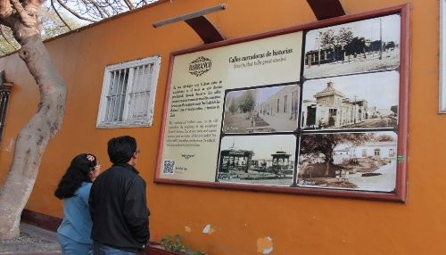 Presentan exposición documentaria y fotográfica Postales de Barranco