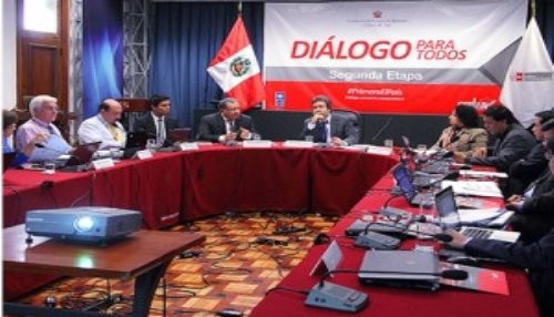 Jiménez Mayor plantea aprobación de proyecto de ley para fortalecer a los partidos políticos