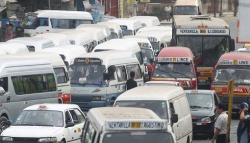 Solo vehículos con menos de diez años de antigüedad podrán operar en el servicio de transporte público