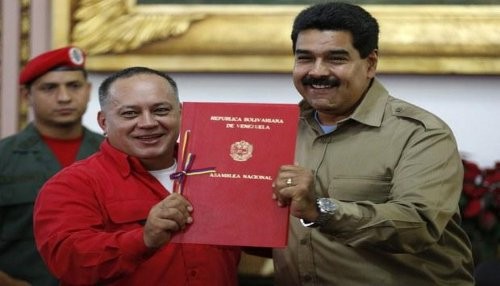 Nicolás Maduro ya goza de poderes especiales