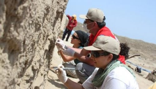 Especialistas culminan proyectos de conservación de Tschudi y Rivero en Chan Chan