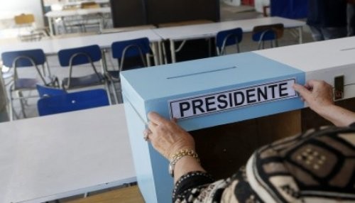 Chile: Centros de votación cierran con una escasa asistencia