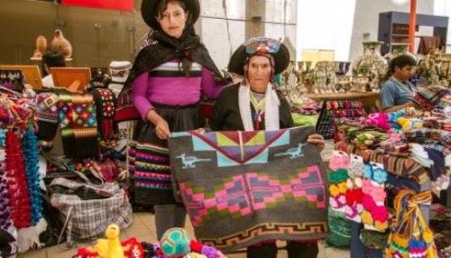 Textilería milenaria en la feria artesanal más grande del Perú: Ruraq Maki