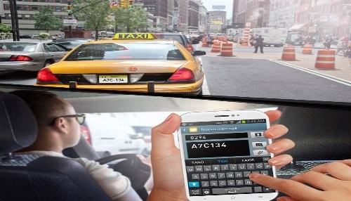 Claro presenta su servicio de Taxi Alerta