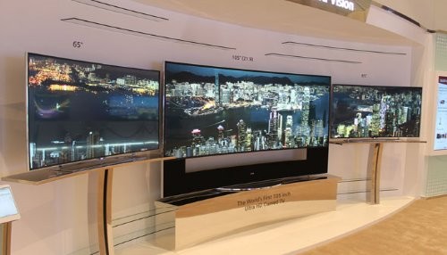 CES 2014: LG y Samsung presentan televisores de 105 pulgadas de pantalla flexible
