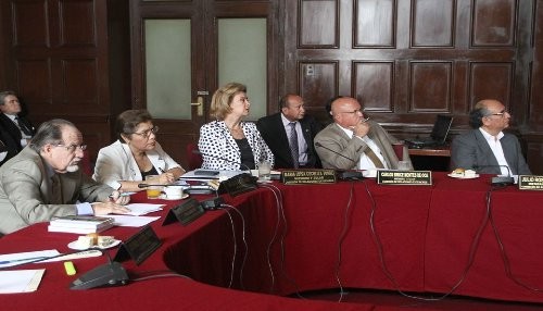 Comisión de Relaciones Exteriores se declara en sesión reservada