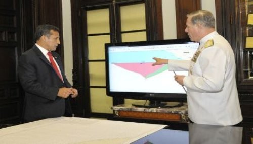 Mandatario monitoreó ingreso de naves de la Marina de Guerra del Perú en mar reconocido como peruano por Corte de La Haya