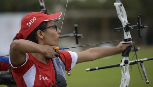 Arqueros peruanos entrenan para los X Juegos Suramericanos 2014