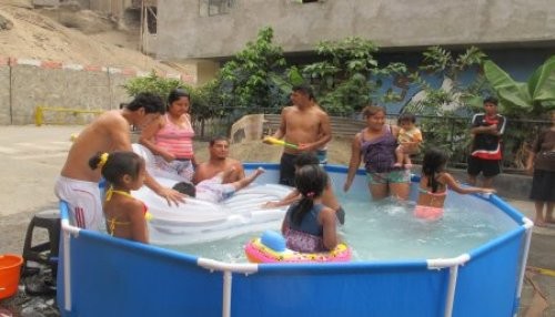 SEDAPAL clausuró conexión clandestina que llenaba 6 piscinas en el Callao