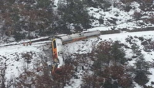 2 muertos, 7 heridos tras descarrilarse un tren de pasajeros en los Alpes Franceses
