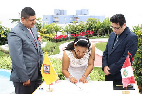 Matrimonio comunitario gratuito por el Día del Amor en San Miguel