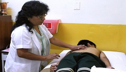 Hospital Loayza realiza campaña gratuita para descartar problemas postulares y alteraciones del lenguaje