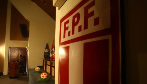 Sancionan a la FPF y a la Liga de Fútbol de Cajamarca por sobreventa de entradas