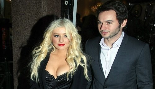 Christina Aguilera embarazada y comprometida con Matt Rutler