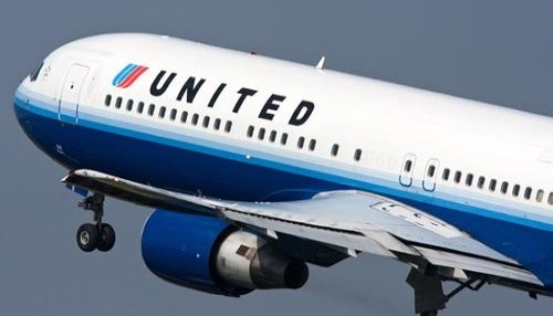 United Airlines es la primera aerolínea en operar las nuevas y eficientes winglets de doble cimitarra United Airlines es la primera aerolínea en operar las nuevas y eficientes winglets de doble cimitarra