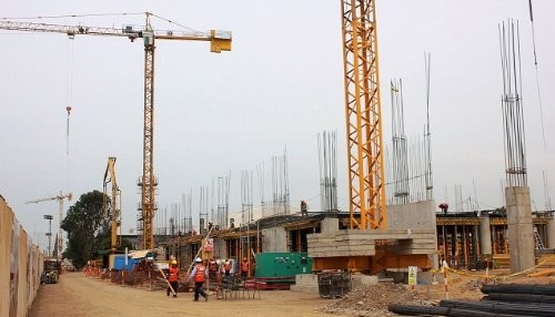 Francisco Boza visitó avance de obra del nuevo car La Videna