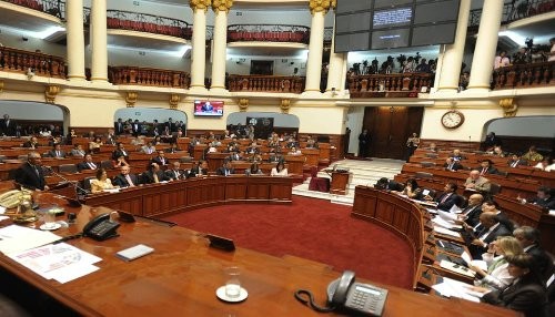 Premier anunció leyes y acciones a favor de seguridad ciudadana, educación y salud