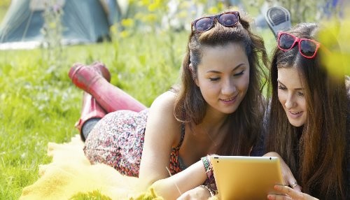 El 48% de la población adolescente de 12 a 17 años usuaria de internet son mujeres