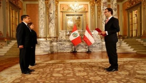 Jefe de Estado recibe cartas credenciales de nuevos embajadores de Turquía y de Austria