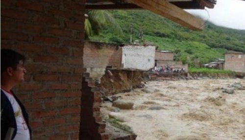 Desborde de Río Amojú deja 15 damnificados y 110 afectadas en Cajamarca