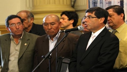 Jaime Delgado presentó proyecto de ley para beneficiar a afiliados de la AFP y ONP