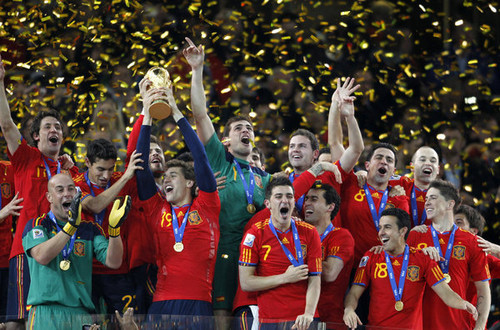 Cada jugador español recibirá 720 mil euros de prima si España campeona en Mundial Brasil 2014