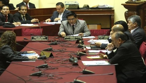Citarán a presidentes Regionales de Loreto y Arequipa a Comisión de Fiscalización