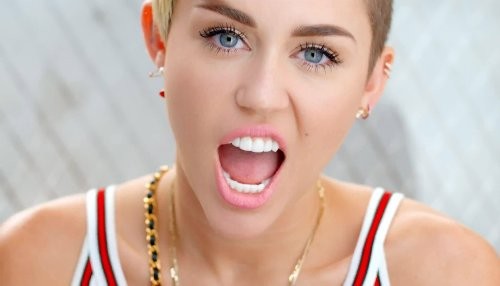 Miley Cyrus causa polémica con su nuevo video