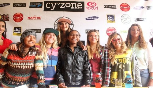 Surfistas femeninas competirán por La Copa CYZONE
