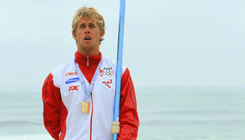 Surfista ADO PERÚ Miguel Tudela subcampeón en el Pro Junior de Francia