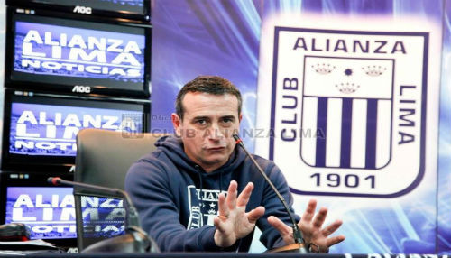 DT Alianza Lima ya analiza vídeos del Barcelona de Ecuador, rival en la Sudamericana