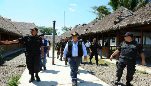 Ministro del Interior inauguró la primera base policial contra la minería ilegal en Madre de Dios