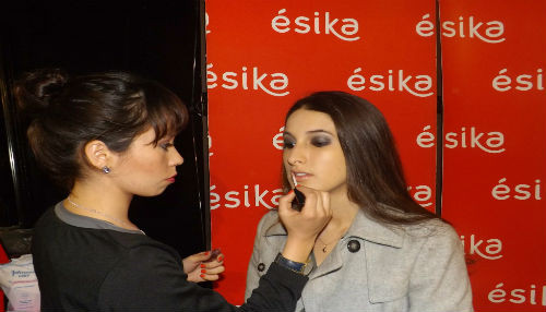 ÉSIKA maquillador oficial del El Rastrillo 2014