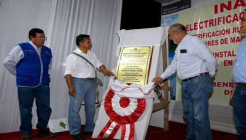 Jefe de Estado inaugura obra de electrificación rural que beneficia a más de 2 mil pobladores de Lamas