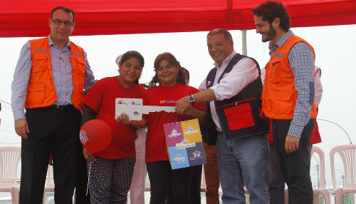 Vibien y el Ministerio de Vivienda cumplen el sueño de la casa propia a pobladores de Alto Salaverry en Trujillo