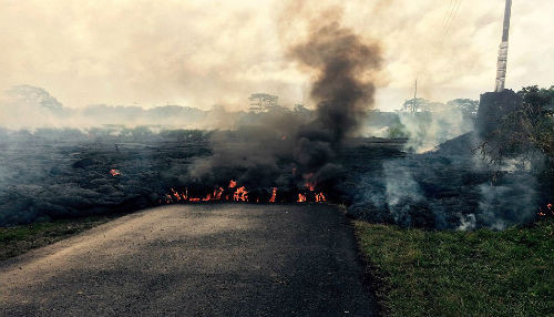 Hawaii: Residentes abandonan sus casas mientras la lava se acerca a la ciudad de Pahoa [FOTOS]