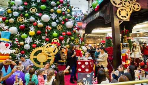 Se inaugura la Estación de Papa Noel en el Jockey Plaza