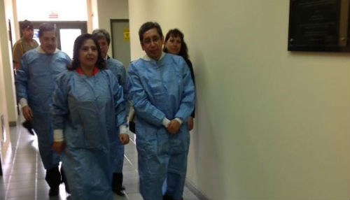 Ana Jara: Perú cuenta con moderno laboratorio que diagnostica el ébola en 24 horas