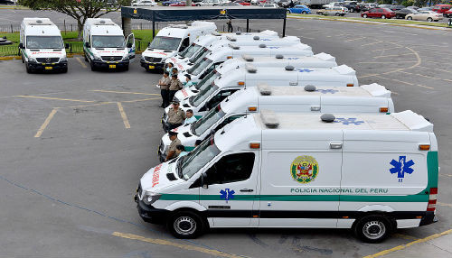 Policía Nacional recibe 21 ambulancias para ser distribuidas a nivel nacional