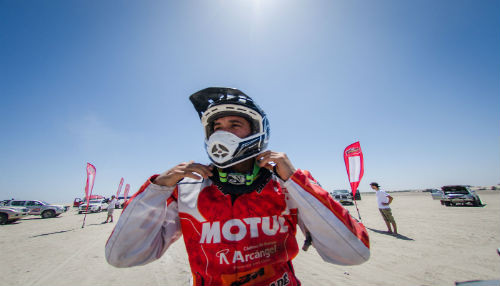 Dakar 2015: Felipe Ríos en motos sigue liderando el grupo de peruanos