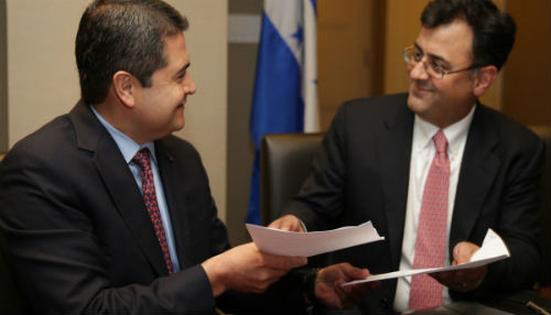 General Electric y Honduras formalizan acuerdo para impulsar el desarrollo