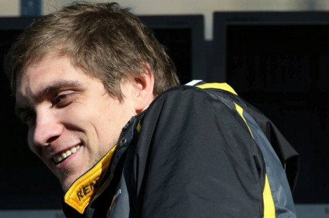 Petrov ocupará puesto de Trulli en equipo Caterham Petrov ocupará puesto de Trulli en equipo Caterham