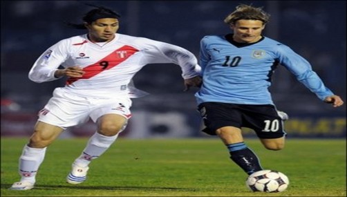 Partido Perú-Uruguay pudo suspenderse por estado de la cancha