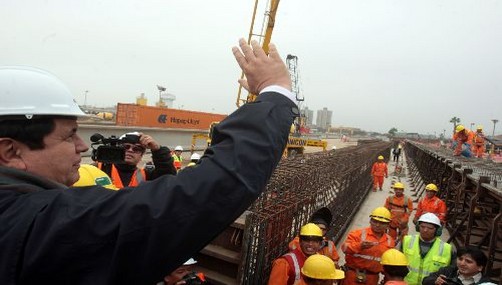 Alan García defendió la construcción del Tren Eléctrico Alan García defendió la construcción del Tren Eléctrico