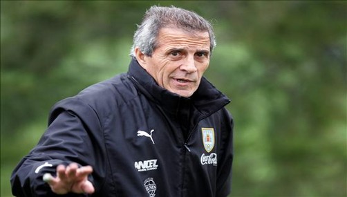 Tabárez resalta desempeño de la selección peruana