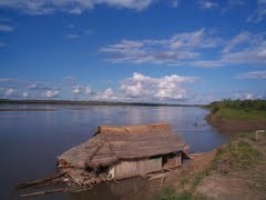 Cuerpos de fallecidos en accidente aéreo llegan a Pucallpa